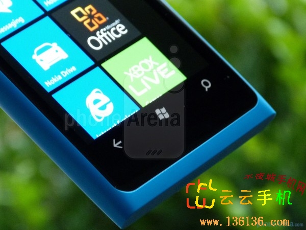 3.7WP7콢 ŵLumia 800ͼ