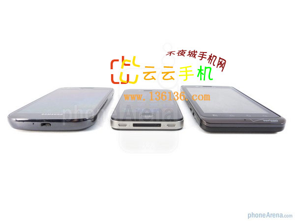 GALAXY SII vs iPhone 4S vs Bionic