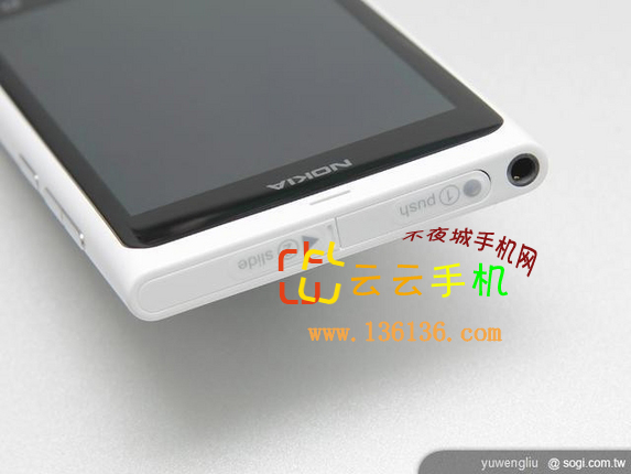 ɫСWP7 ŵLumia 800ͼ