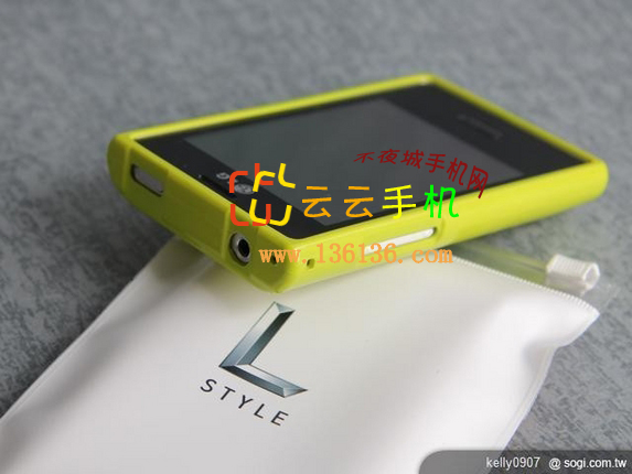 ɫϵ LG Optimus L3SJչ