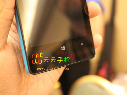 4.3WP8 ɫŵLumia 810ͼ