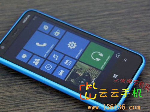 ɫWP8С ŵLumia 620ͼ