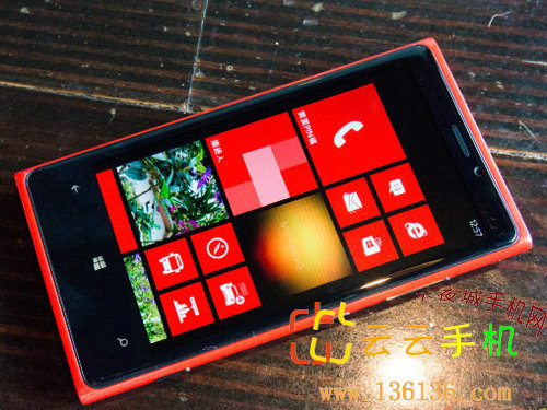 ɫWP8ʱ» ŵLumia920ͼ