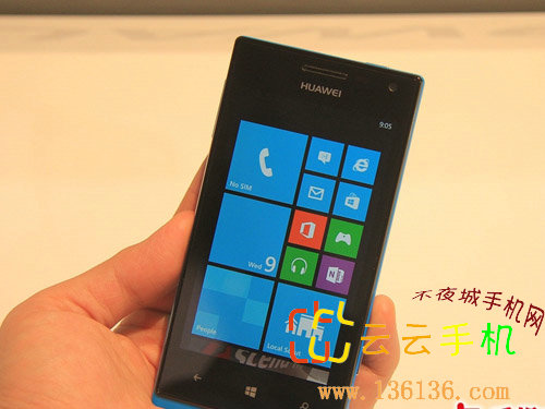 CES2013:˫WP8 ΪAscend W1ͼ