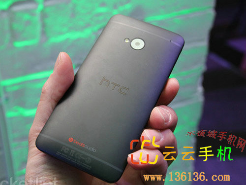 4.7ʸĺ˰׿ ɫHTC Oneͼ