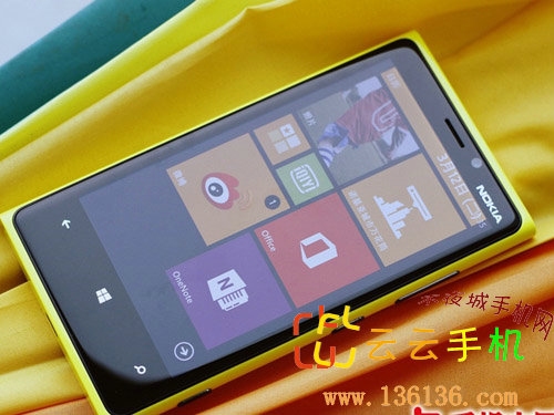 ɫWP8콢» ŵLumia 920ͼ