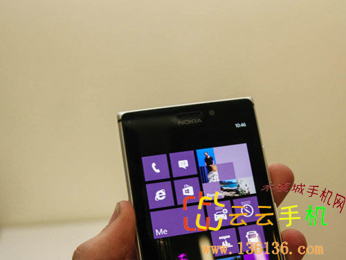 4.5Ӣ˫ ŵLumia 925ͼ