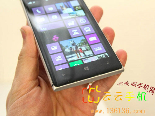 4.5Ӣ˫ ŵLumia 925ͼ