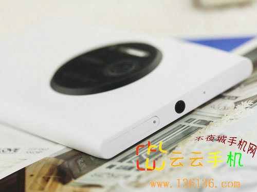 ɫ ŵLumia 1020ͼ