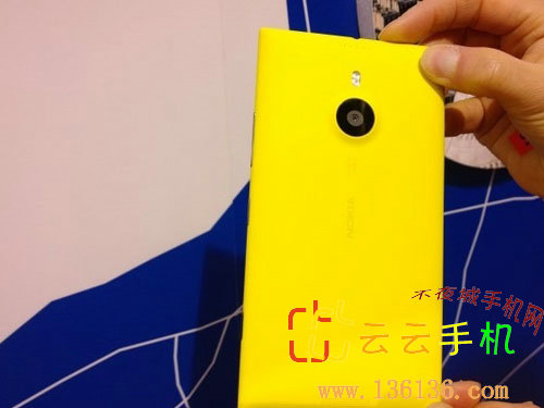 ʾWP8 ŵLumia 1520ͼ