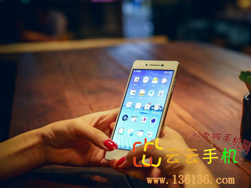 5Ӣ羵ʸ OPPO R1ͼ